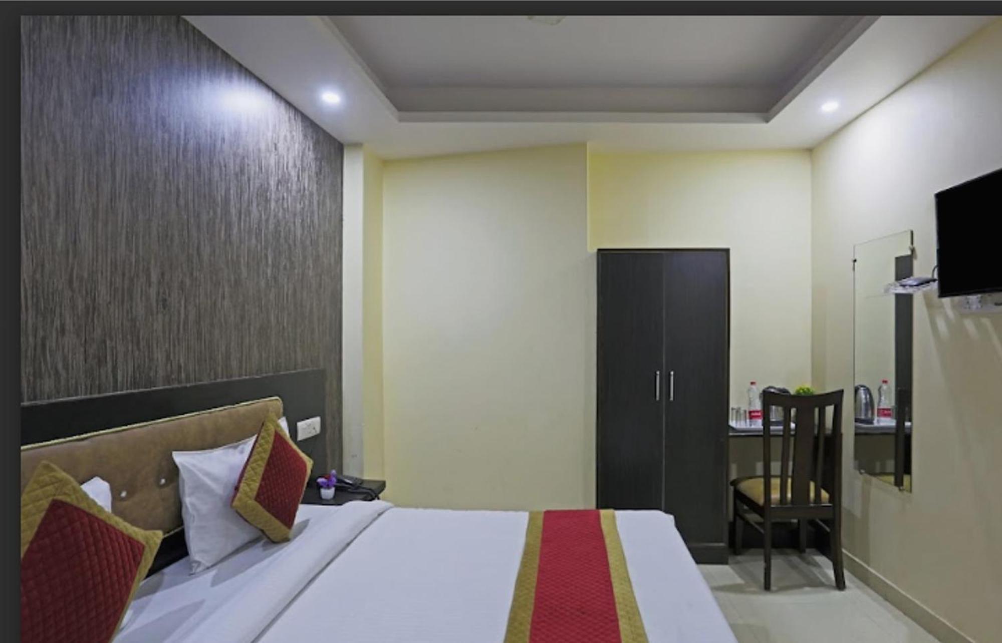 Hotel O Urban Wings Nové Dillí Exteriér fotografie